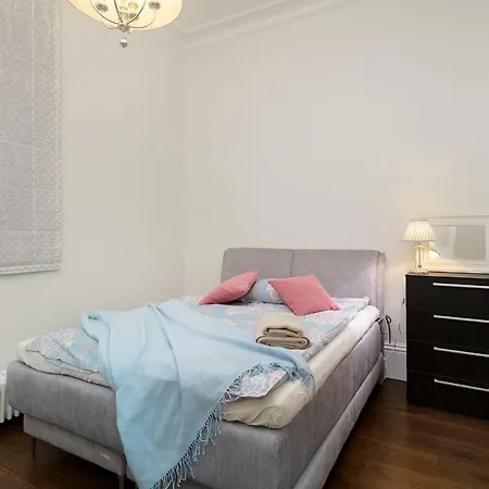 Διαμέρισμα Bright Luxury 2bdr In Old Town *
