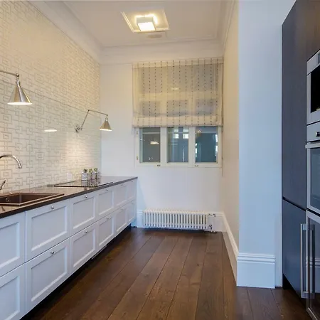 Bright Luxury 2bdr In Old Town Διαμέρισμα